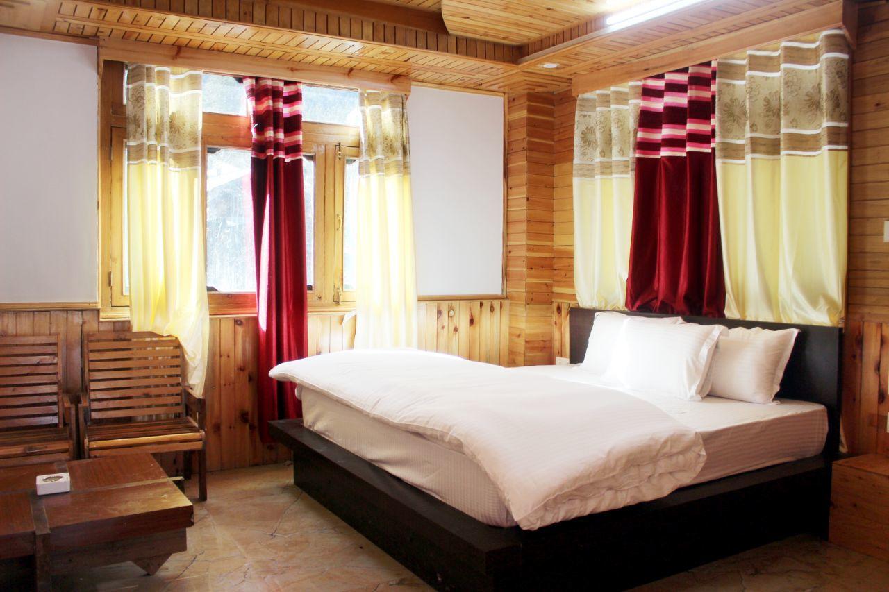 Hotel Uttarayan Sāngla Zewnętrze zdjęcie